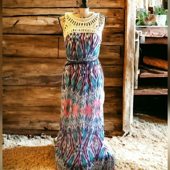 Lily Rose Maxi Dress Size S - Picture 1 of 8